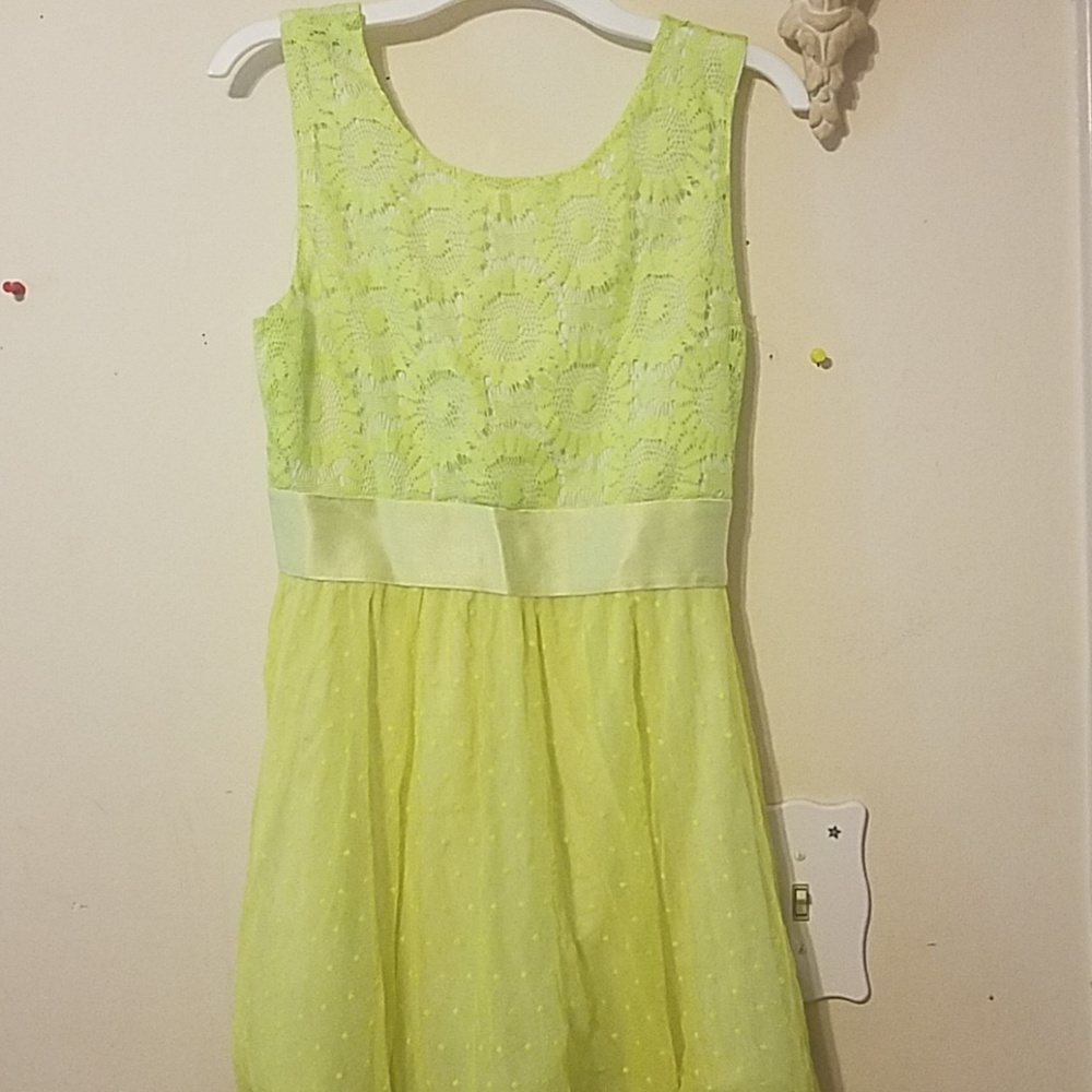 Girls dress